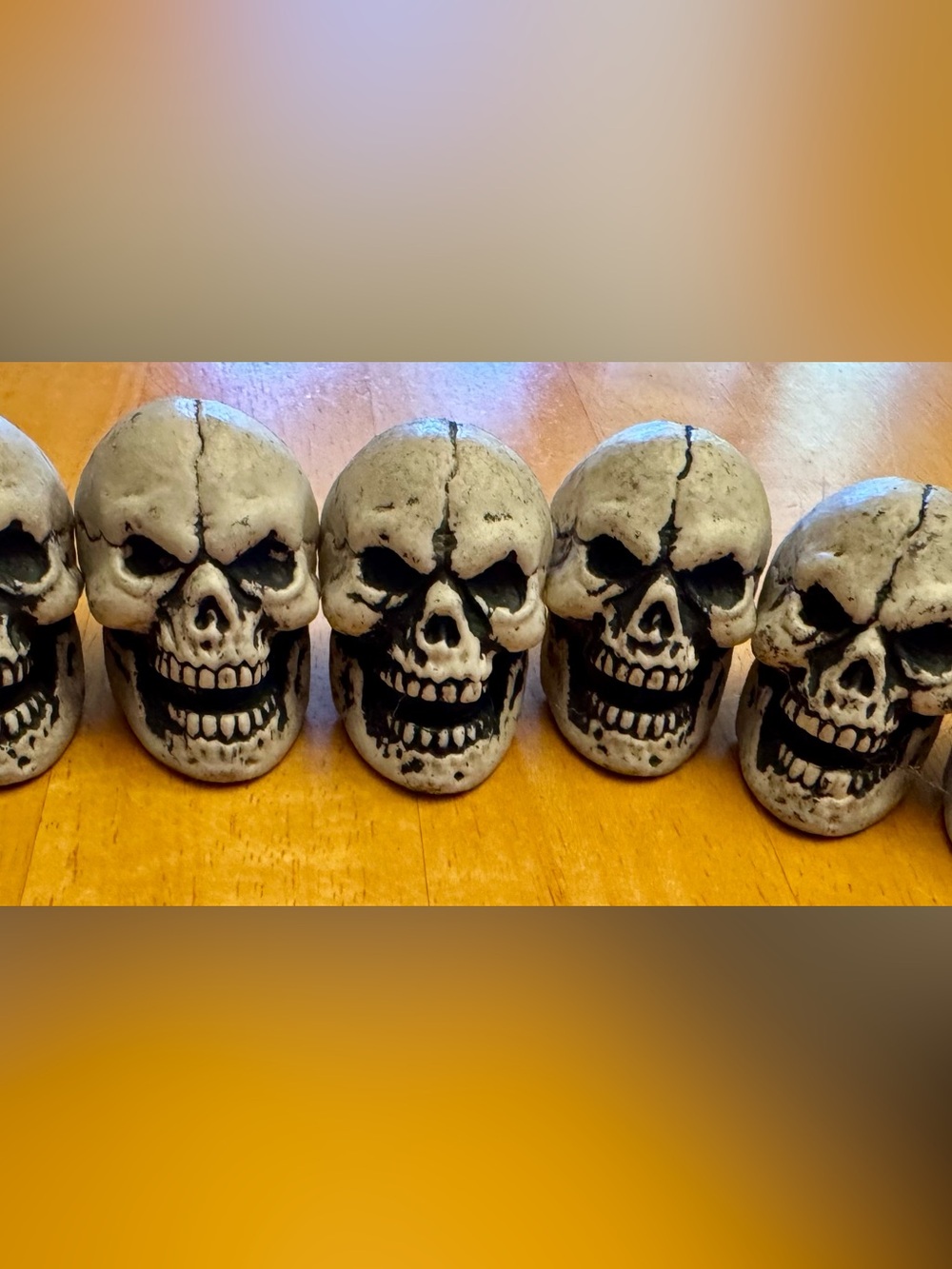 💀 Set of 10 Mini Halloween Skull Figurines Gothic Decor